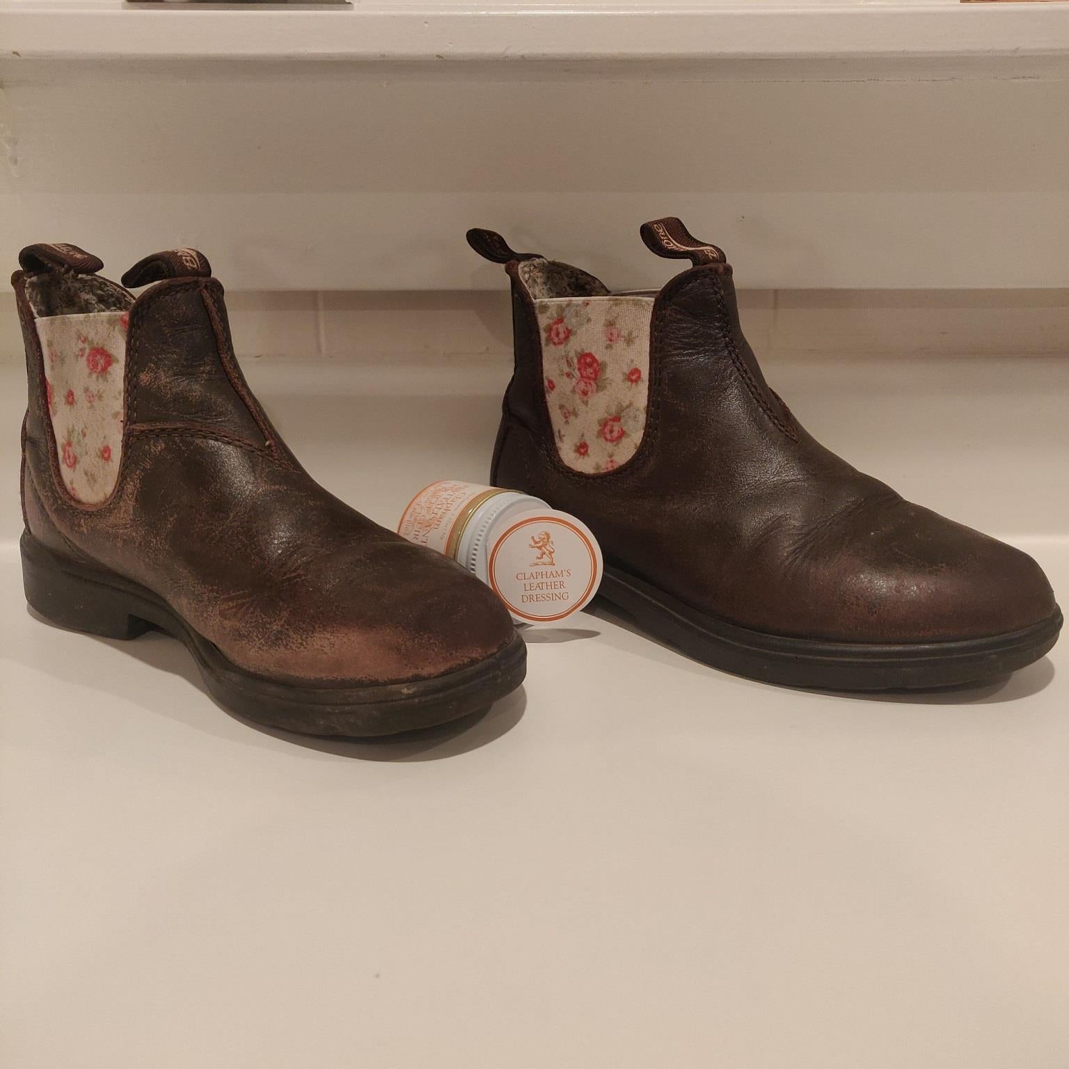 Clapham's 3 Pack Gift Box with Leather Dressing Clapham's 3 Pack Gift Box with Leather Dressing