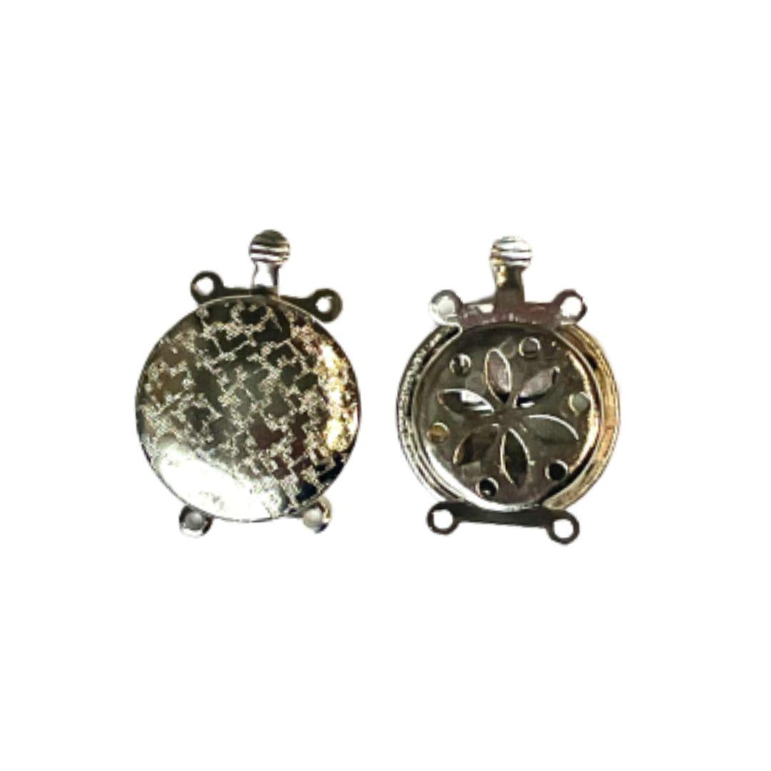 WOT findings. 2-strand necklace clasp. Circular. Silver coloured. 3 pack.