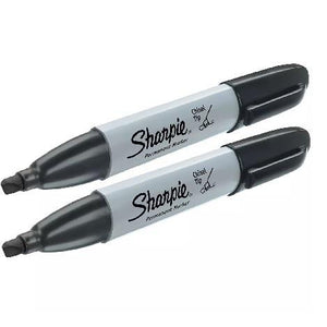 Sharpie Chisel Tip 2pk displayed with no lids.
